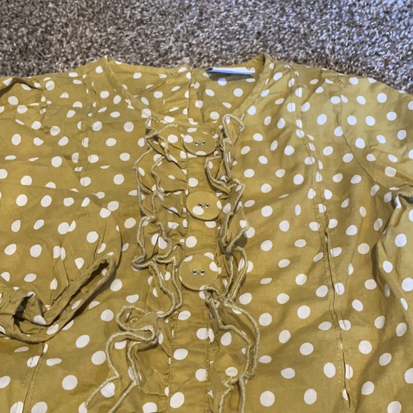 Top - Picture 2 of 2